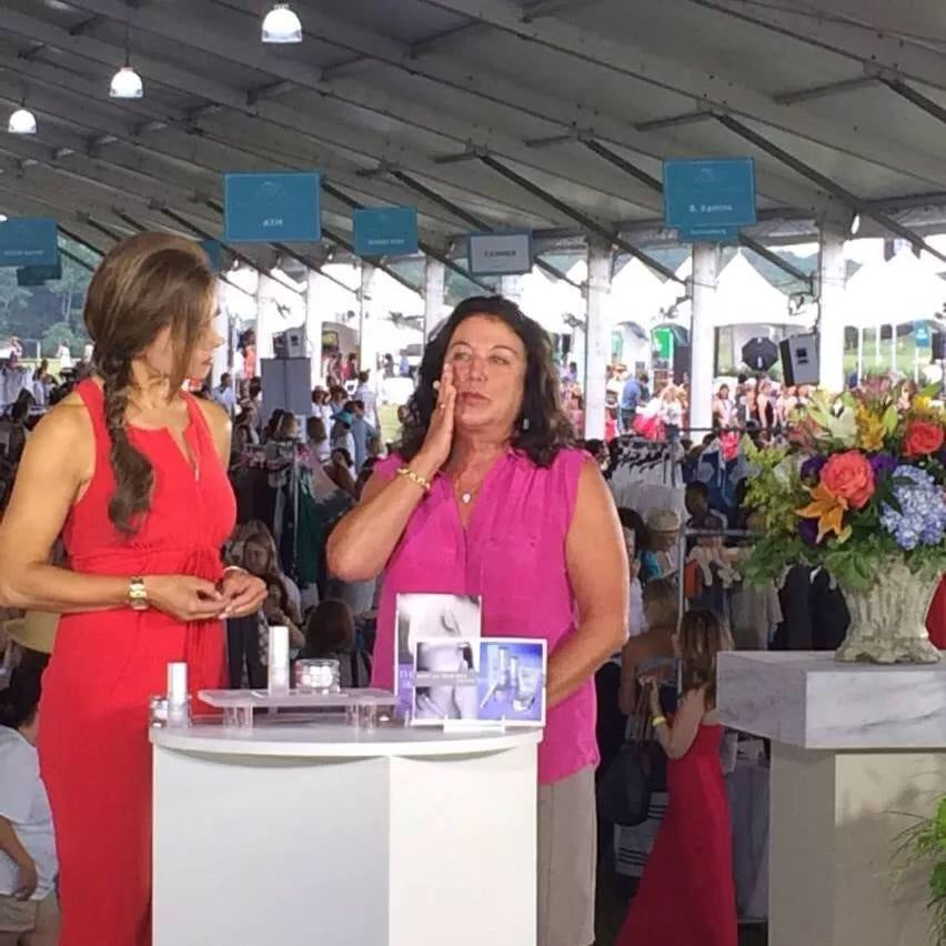 Dr. Copeland on QVC to benefit the Ovarian Cancer Research Fund at Super Saturday 17
